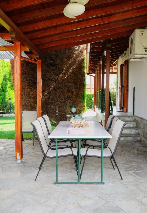 Renaissance Holidays Villa Nea Kallikrateia Екстер'єр фото