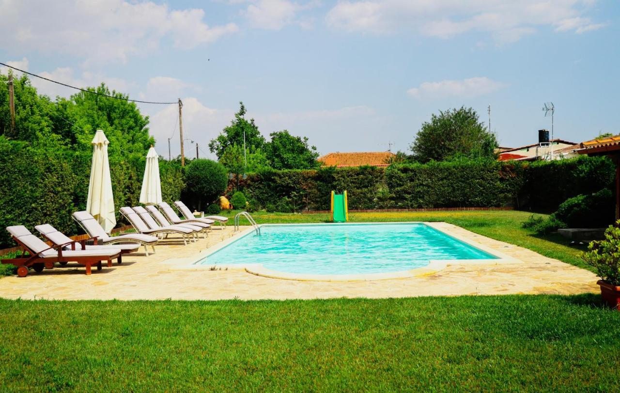 Renaissance Holidays Villa Nea Kallikrateia Екстер'єр фото