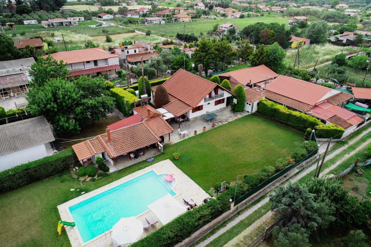 Renaissance Holidays Villa Nea Kallikrateia Екстер'єр фото